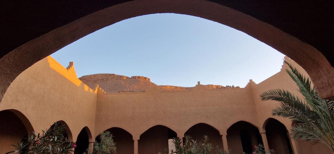 Riad Nomad Foum Mharech المظهر الخارجي الصورة